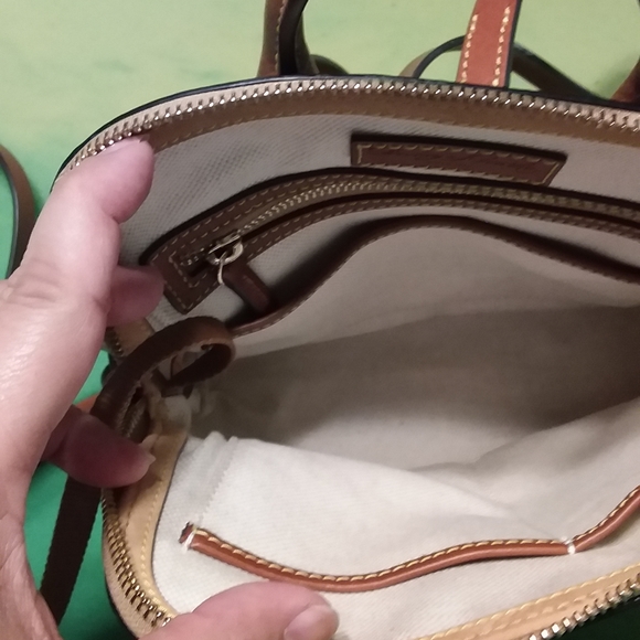 Purses - Picture 9 of 9